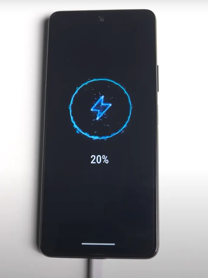 5000mAh battery & 33W Fast charger